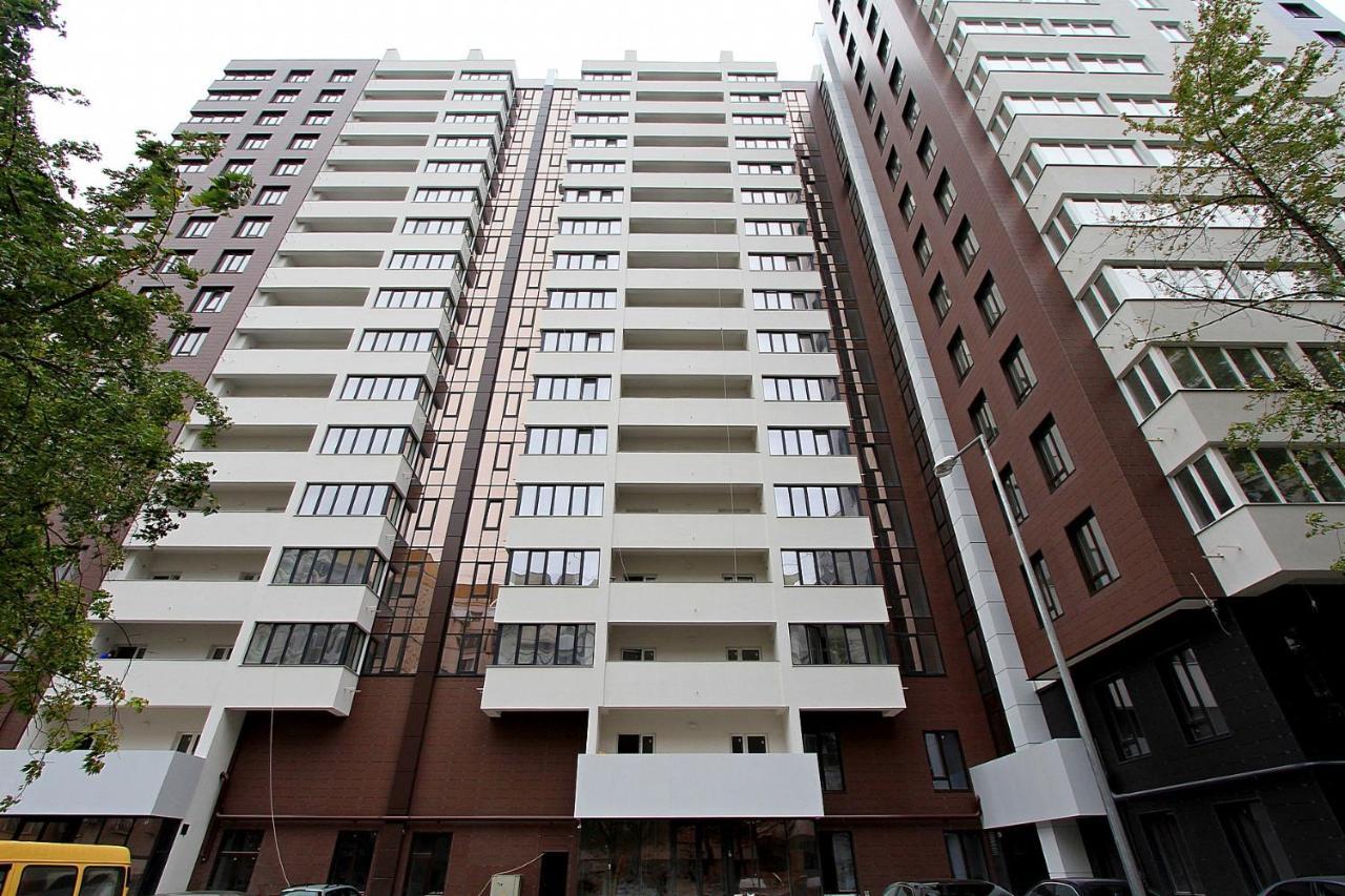 Enjoy Panoramic Views- 2 Min To Main Street Chisinau